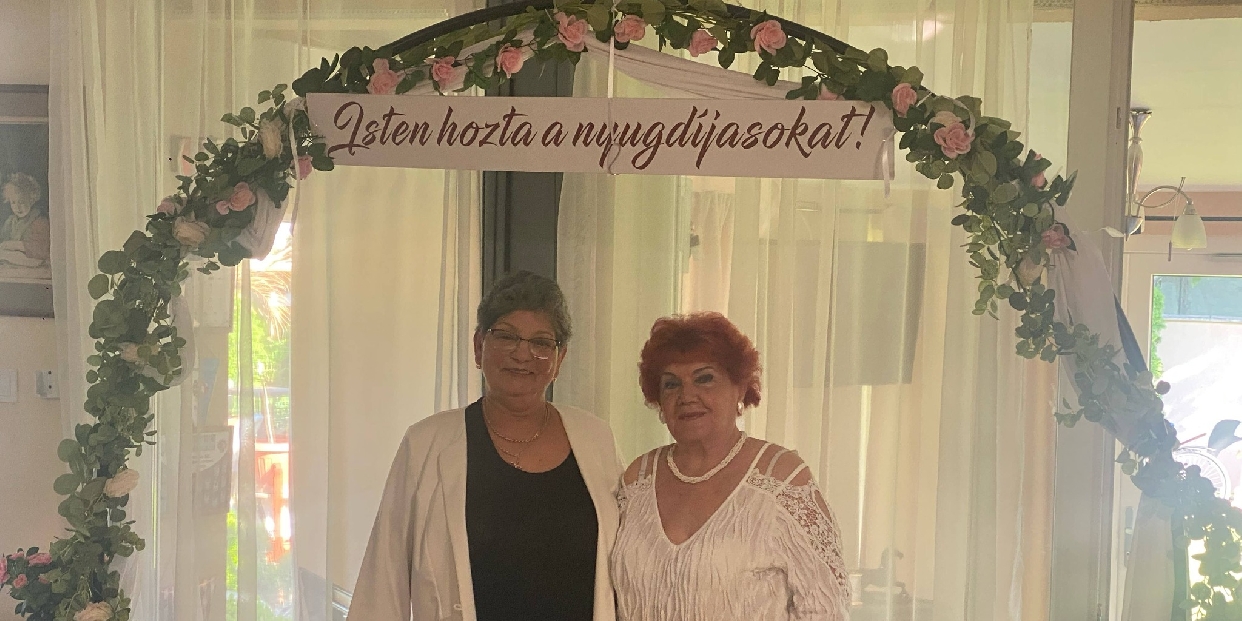 Nyugdíjas majális a Lahmkruam parkban