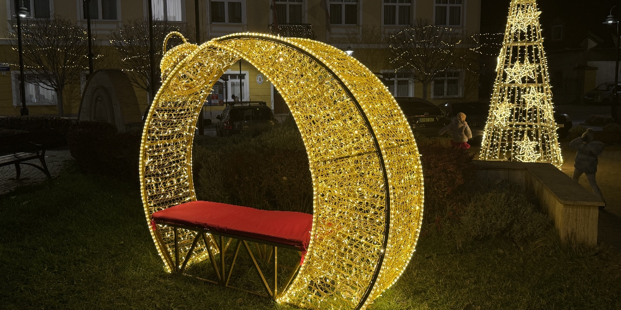 Ünnepi díszbe öltözik Pilisvörösvár