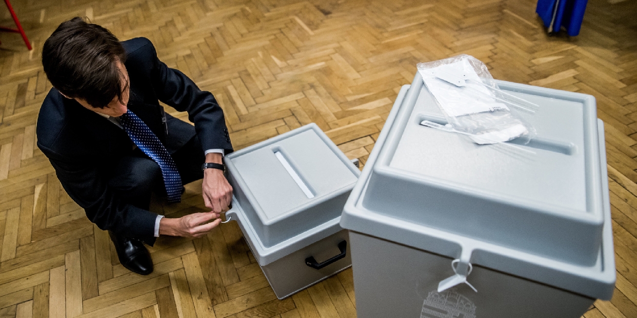 Beteltek a szavazatszámláló bizottsági helyek