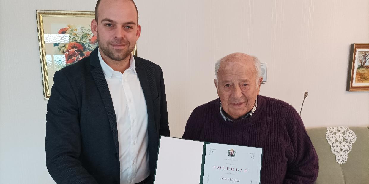 Müller Marci bácsit 90. születésnapján köszöntötte Fetter Ádám polgármester 
