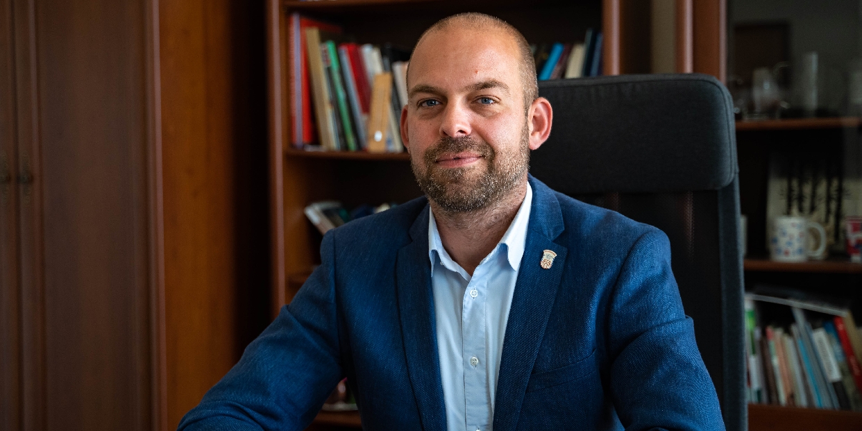 Nyári kérdések - interjú Fetter Ádám polgármesterrel