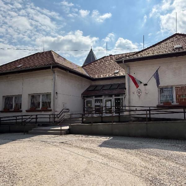 Felhívás érintett családok, segítő szakemberek, támogató szervezetek, vállalkozók részére