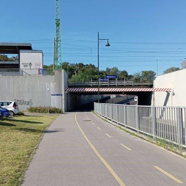 Burkolatjavítás miatti ideiglenes lezárás