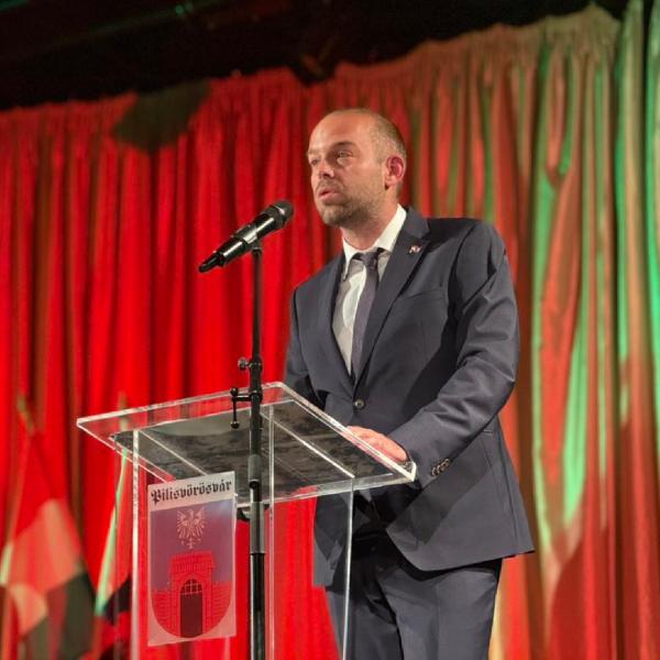 Fejlődésben Pilisvörösvár - interjú Fetter Ádám polgármesterrel