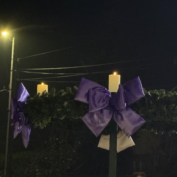 Meggyújtottuk a második adventi gyertyát a Templom téren