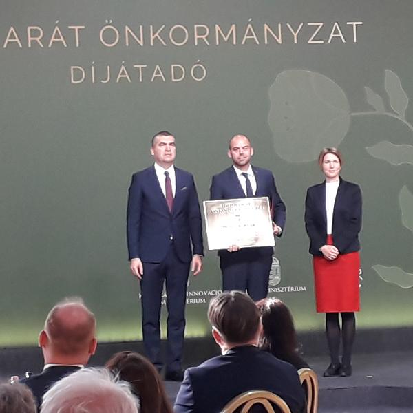 Idősbarát Önkormányzati díjban részesült Pilisvörösvár